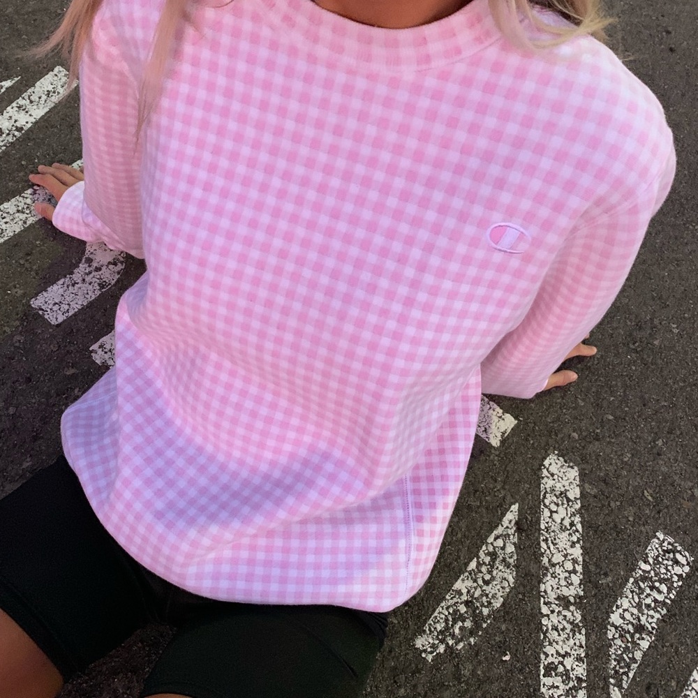 Vintage pink checkered champion crew neck